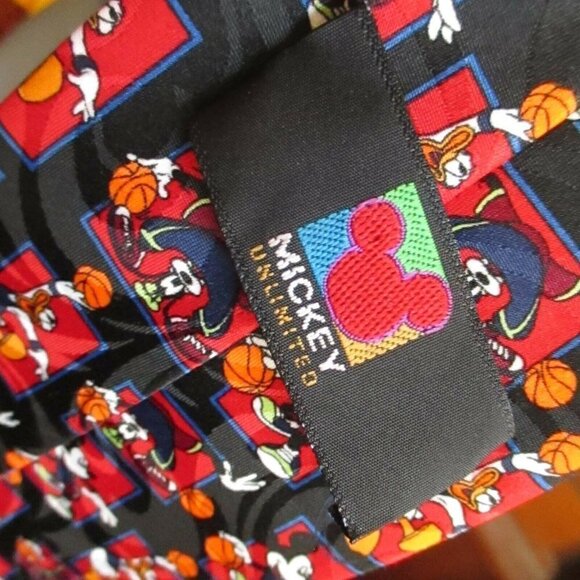 Vintage Mickey Mouse Neck Tie Unlimited Disney Basketball Goofy Donald Duck 56" - Picture 1 of 4